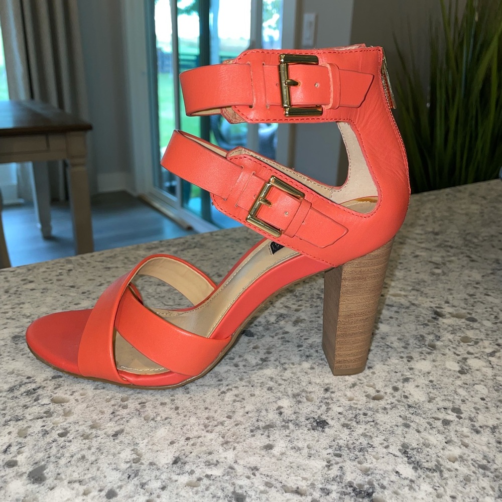 Kenneth Cole Reaction coral strap heels, 8.5